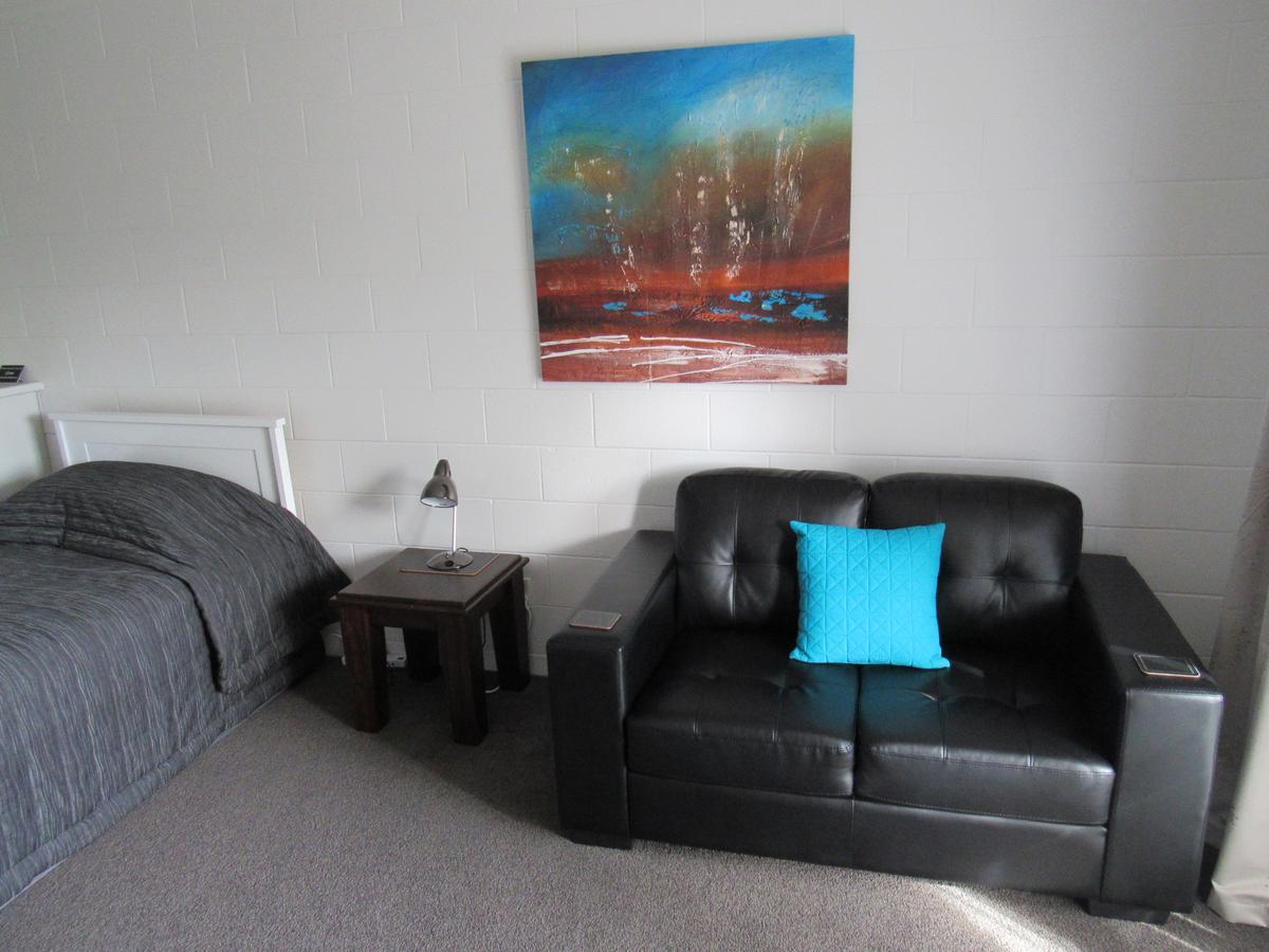 Matador Motel Carterton Екстериор снимка